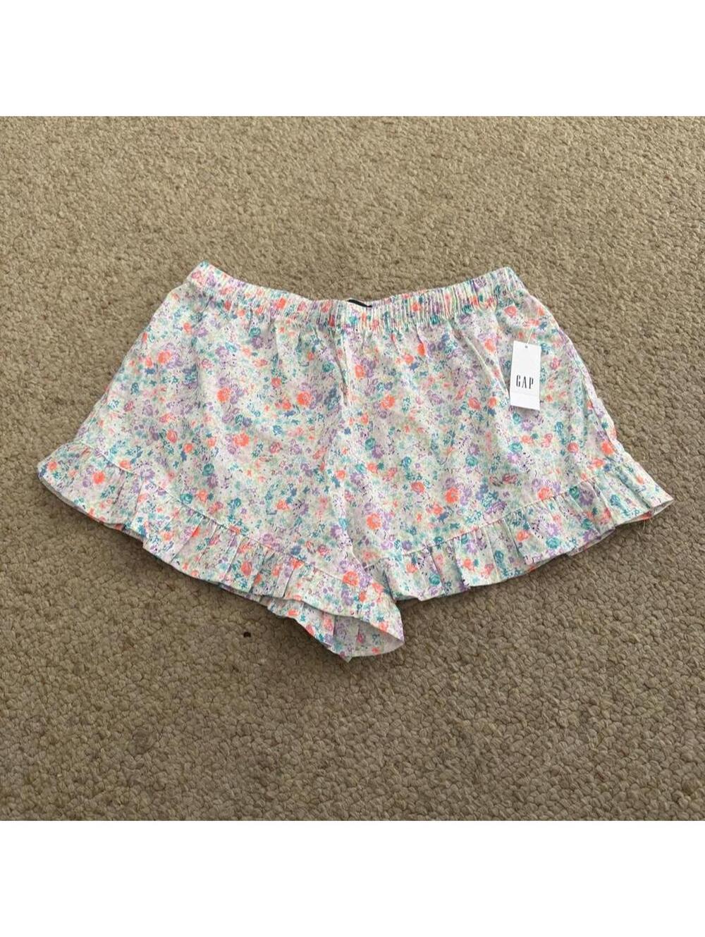 NWT Gap Body small floral print shorts
